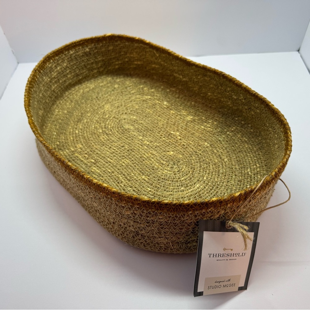Soft striped tray